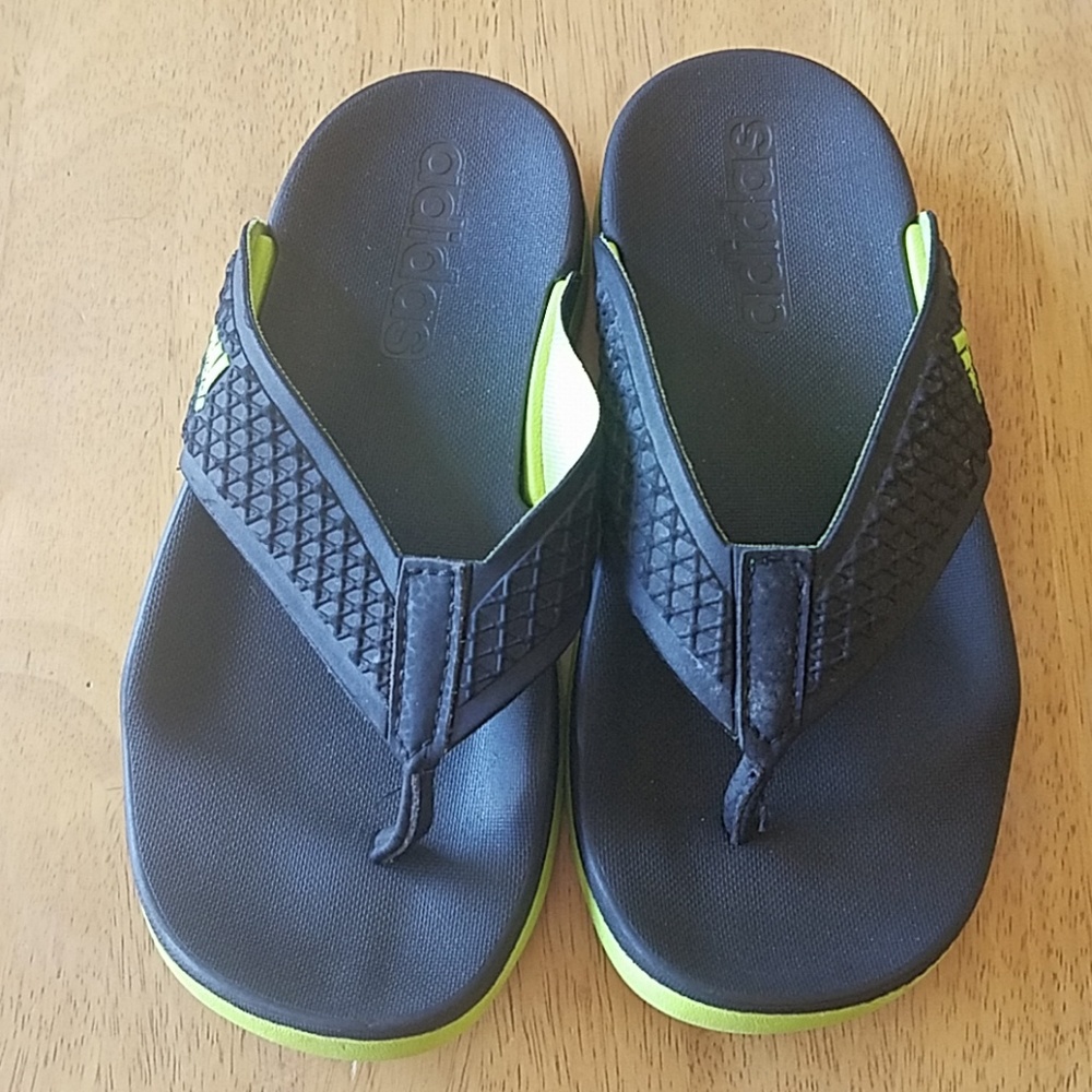 Boys Adidas flip flops